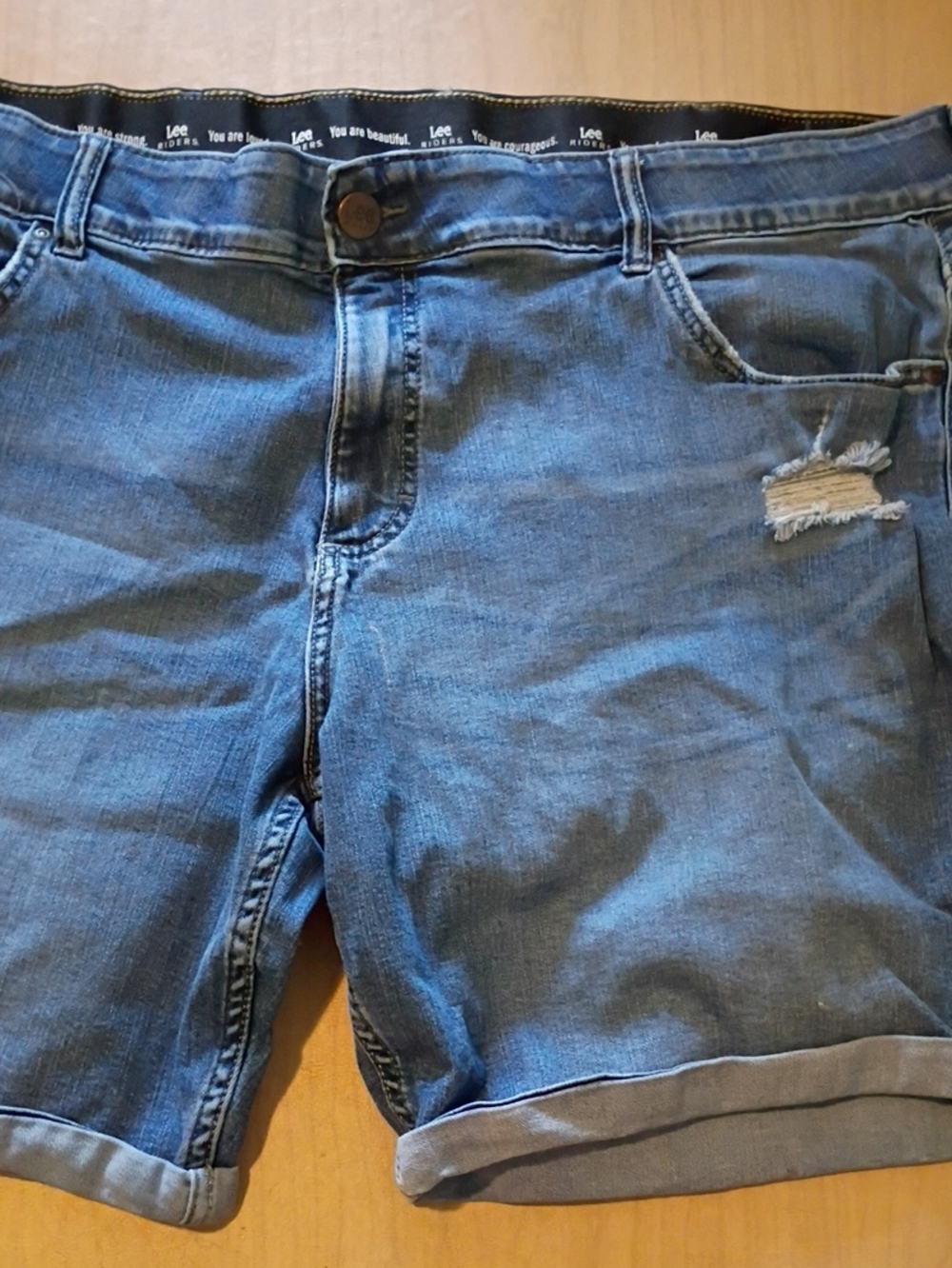Lee Women's Mid-Blue Distressed Rolled-Hem Jean Shorts